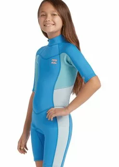 Billabong Youth 202 Synergy Back Zip Short Sleeve Spring Suit -Wetsuit Shop Billabong Youth 202 Synergy Back Zip Short Sleeve Spring Suit 3