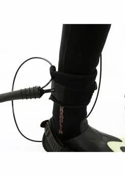 Shark Shield Scuba Unit -Wetsuit Shop SCUBA 7 4