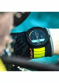 Suunto D5 Black / Lime With USB Cable -Wetsuit Shop SuuntoD5BlackLimewithUSBCable 2