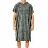 Rip Curl Mix Up Hooded Towel -Wetsuit Shop mix up hooded towel grn 1